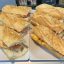 Bocata de almuerzo de tortilla y bacon